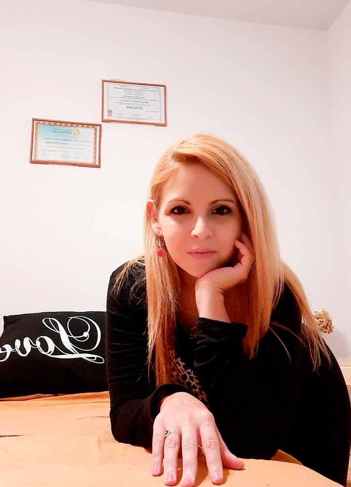 Jenn Zona Caballito